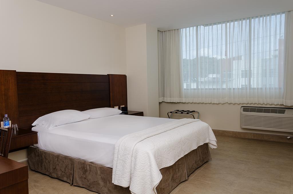 Hotel Marcelius 과야킬 외부 사진