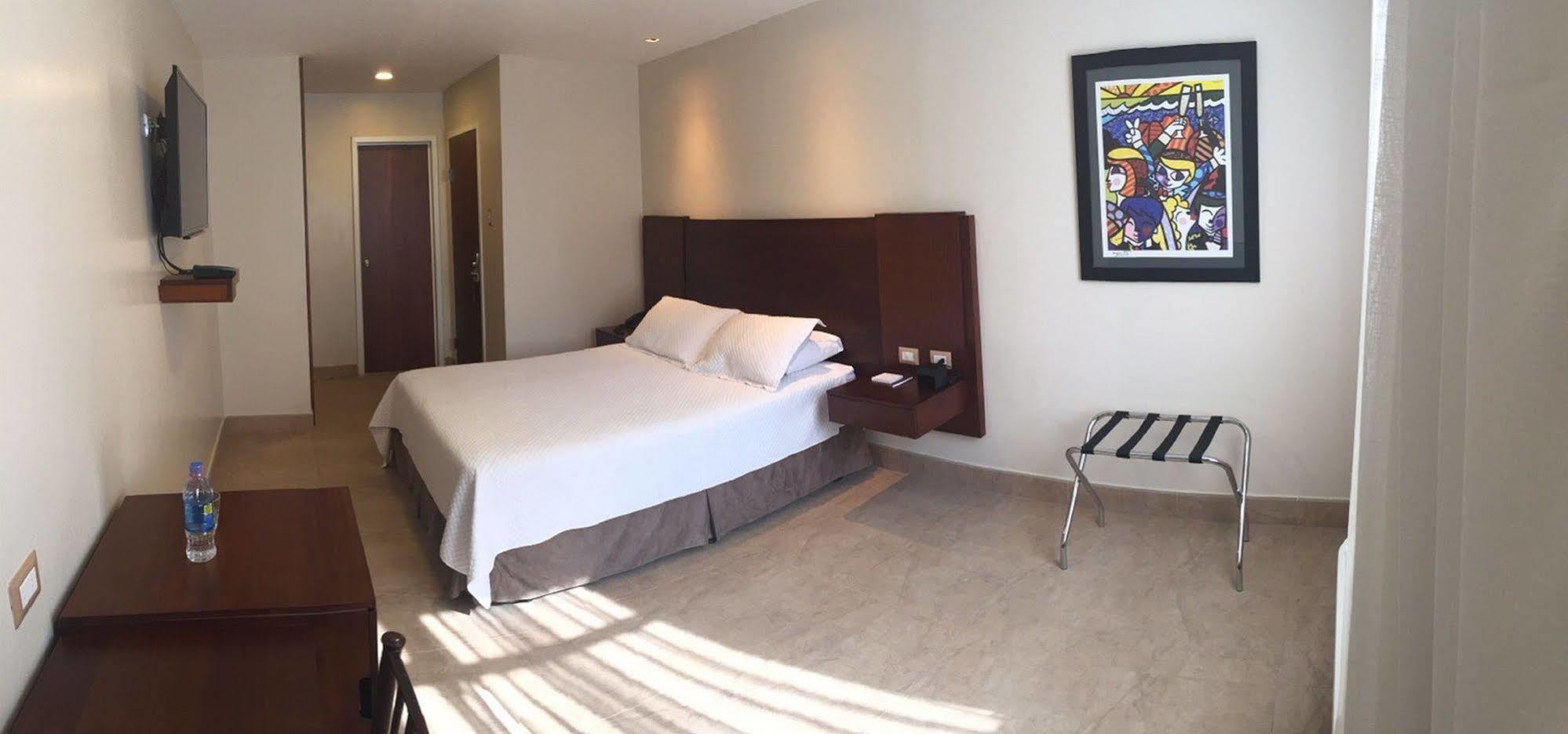 Hotel Marcelius 과야킬 외부 사진
